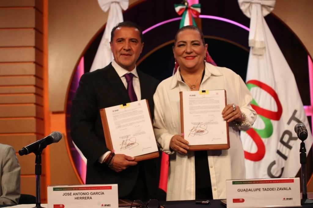 Durante la firma de convenio entre el INE y la Cámara de la Industria de Radio y Televisión (CIRT), la consejera presidenta del órgano electoral, Guadalupe Taddei, reiteró que los protocolos de seguridad no los diseña el INE, por lo que no tienen la facultad para determinar acciones en casos de intimidaciones a candidatos o ciudadanos el día de la votación, el 14 de febrero de 2024. Foto Yazmín Ortega Cortés

