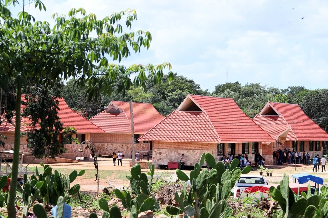 Un plantel de la Universidad para el Bienestar en el municipio de Calkiní. Foto Roberto García Ortiz /Archivo