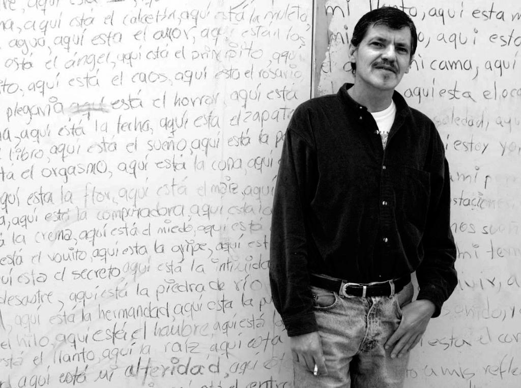 El pintor Antonio Ortiz ‘Gritón’ en entrevista con ‘La Jornada’ en mayo de 2002. Foto Cristina Rodríguez 