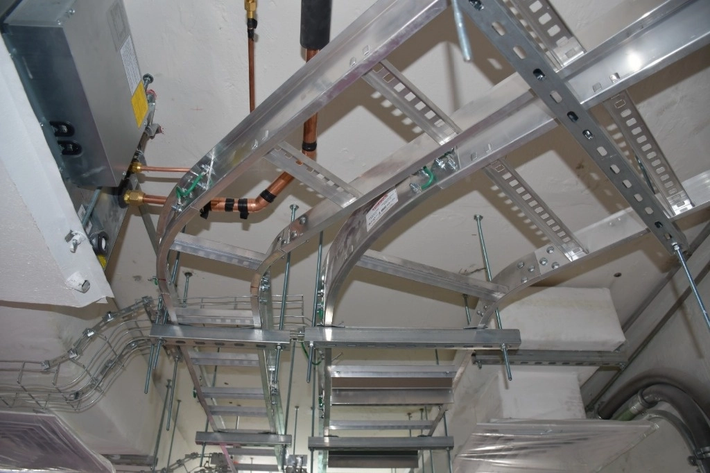 En la estación Balderas, verificaron el avance en la renovación de uno de los locales técnicos, el 26 de febrero de 2023. Foto Bertha Teresa Ramírez