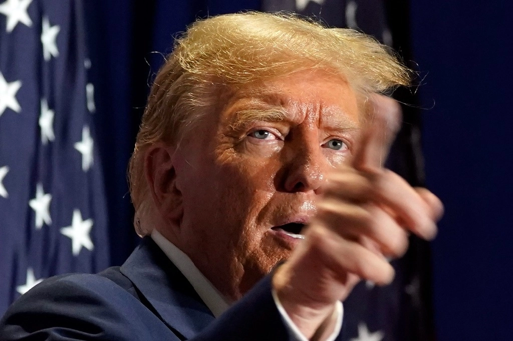 El candidato presidencial republicano y ex presidente de EU, Donald Trump, durante un mitin antier en Richmond, Virginia. Foto Ap 