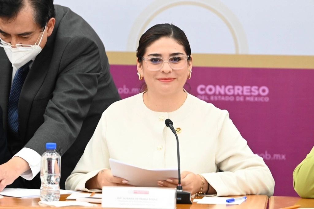 La diputada Susana Estrada será la encargada de verificar que los ayuntamientos cuenten con las herramientas jurídicas y administrativas necesarias para su buen gobierno. Foto Tomada de X @SusanaEstradaMx