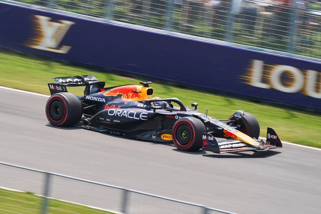 El piloto holandés de Red Bull Racing, Max Verstappen, durante la primera sesión de entrenamientos libres del Gran Premio de Canadá de la F1 en el Circuito Gilles-Villeneuve de Montreal, el 13 de junio de 2025. Foto 
