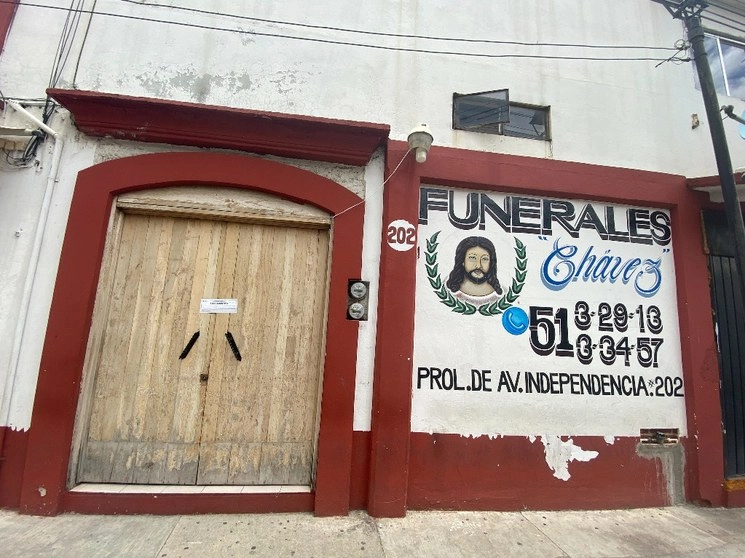 Fachada del establecimiento en Oaxaca. Foto Jorge A. Pérez Alfonso