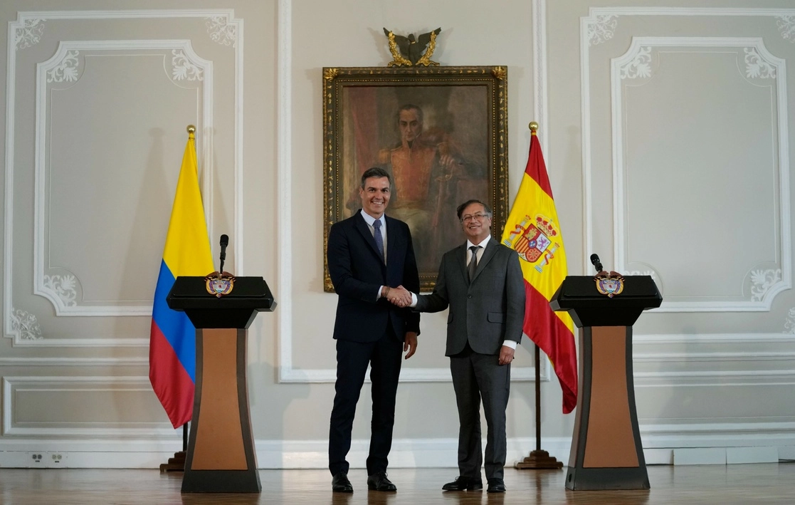 Gustavo Petro, presidente de Colombia recibió al presidente del Gobierno español, Pedro Sánchez. Foto Ap