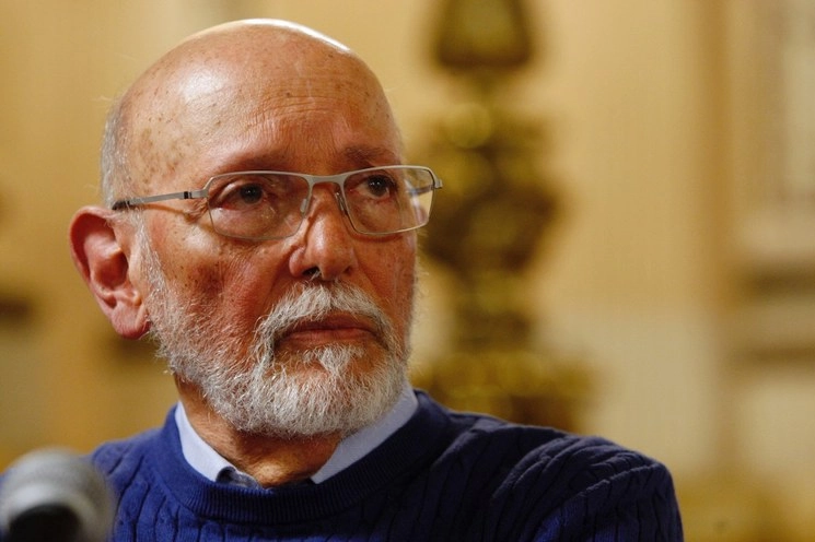 En su programa de actividades 2020 el eje central del Colegio Nacional es “promover la reflexión y la divulgación del conocimiento y el arte”. En imagen de archivo Eduardo Matos Moctezuma, presidente en turno de ese cuerpo colegiado. Foto Cristina Rodríguez
