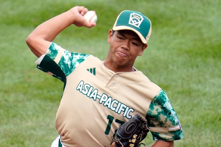 Fan Chen-Jun tuvo una destacada actuación en la victoria de Taiwán sobre Canadá en la Serie Mundial de Pequeñas Ligas. Foto Ap.