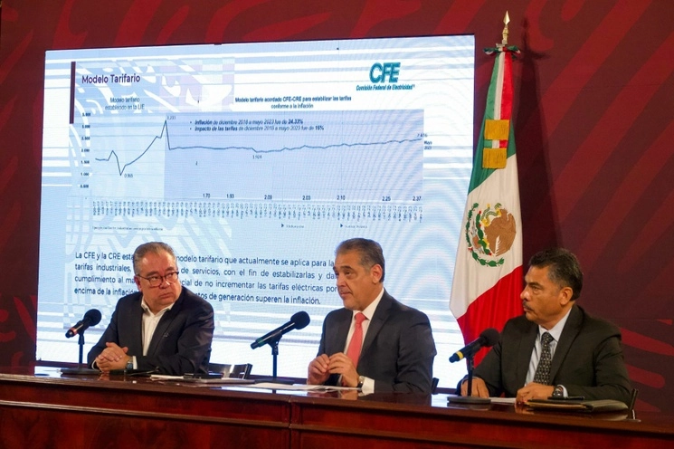 Aunque la inflación acumulada en lo que va de la actual administración es de 24.33 por ciento, las tarifas eléctricas sólo han aumentado 16 por ciento entre diciembre de 2018 y mayo de este año, informaron funcionarios de la CFE, el 31 de agosto de 2023. Foto Cuartoscuro 