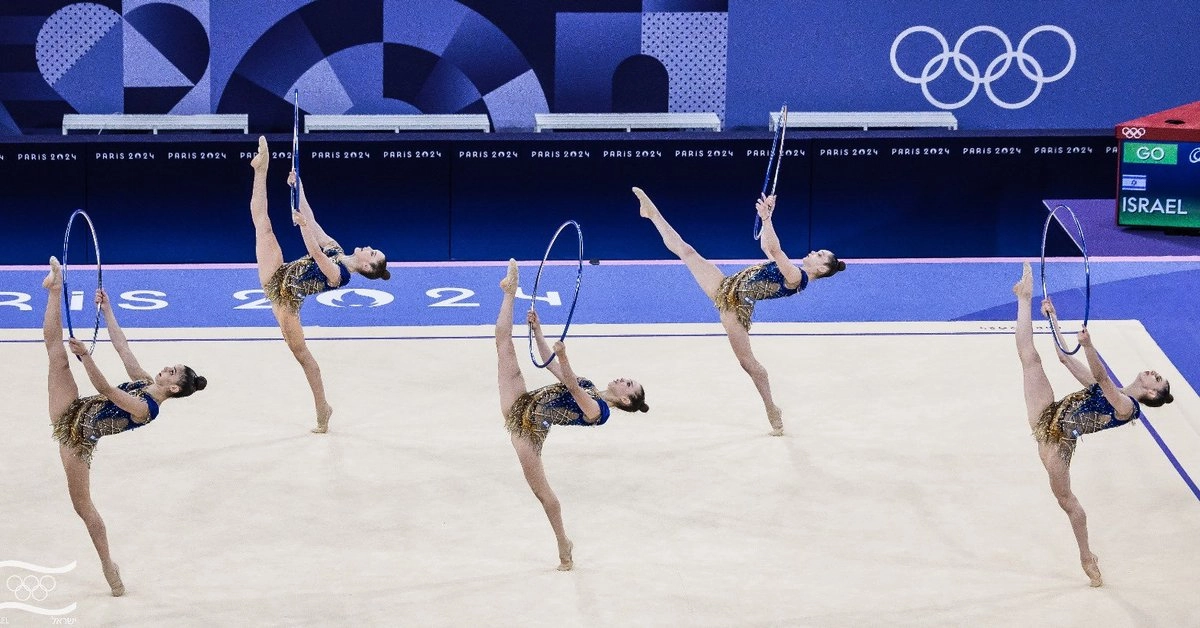 El equipo de gimnasia rítmica de Israel en los Juegos Olímpicos de París 2024.