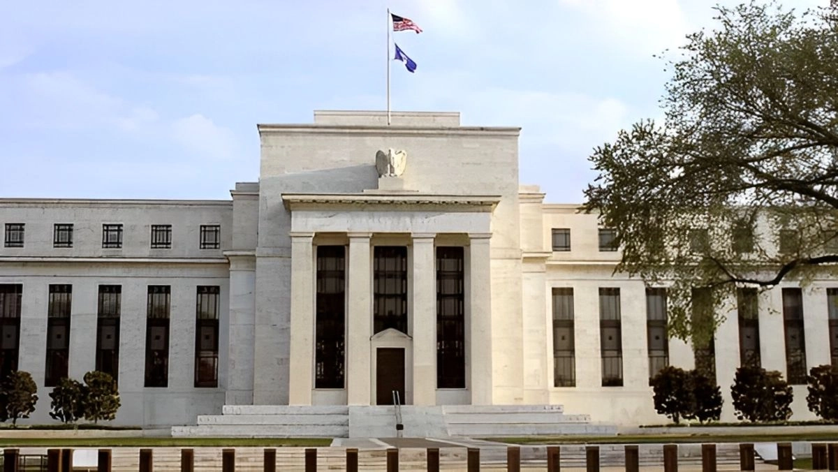 Si bien la Fed tiene una enorme influencia, cuenta con herramientas limitadas para influir en la economía en tiempos normales.

