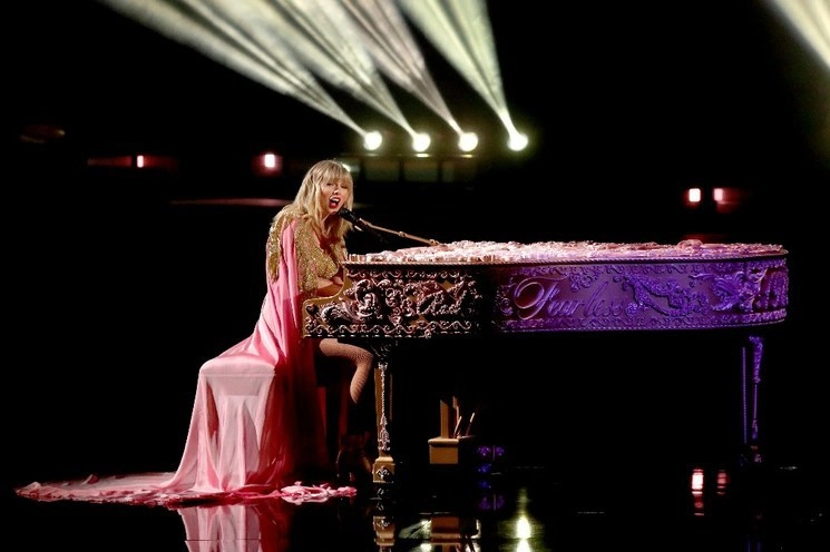 Taylor Swift compartió en sus redes sociales una serie de canciones de mujeres. Foto Afp/Archivo