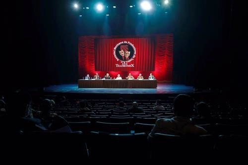 Gerardo Quiroz, Guillermo Wiechers, Alejandro Gou, Tina Galindo, Morris Gilbert, Tito Dreinhüffer y Juan Torres, de la asociación, ofrecieron una conferencia de prensa. Foto Cristina Rodríguez