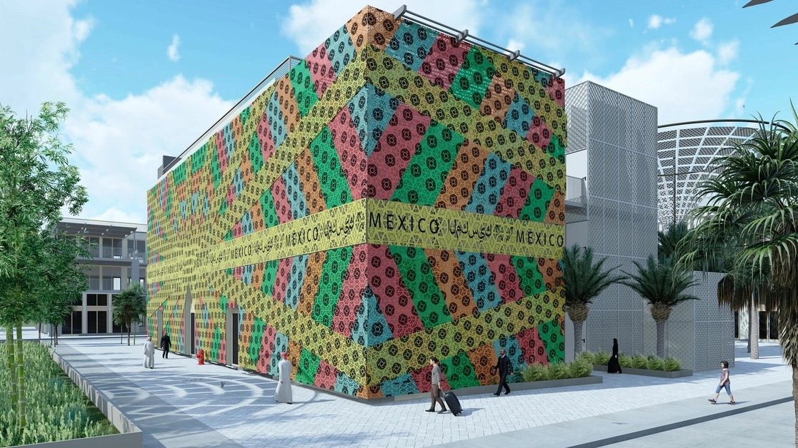 Artesanas de Etzatlán, Jalisco, tejieron con rafia la fachada del edificio dedicado a México en la Expo Dubái 2020. Foto cortesía SRE