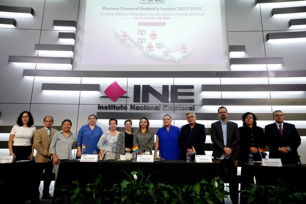 Integrantes del Instituto Nacional Electoral durante una conferencia sobre la jornada electoral del 2 de junio. La imagen, del 2 de mayo de 2024. Foto José Antonio López