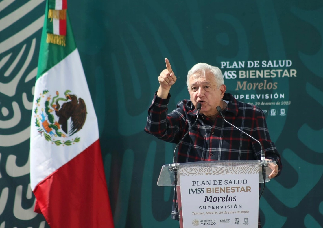 El presidente de México, Andrés Manuel López Obrador, encabeza la supervisión del Plan de Salud IMSS-Bienestar en el Hospital IMSS-Bienestar Texmico “Enfermera María de la Luz Delgado Morales”, ubicado en Temixco, Morelos, el 29 de enero de 2023. Foto Luis Castillo
