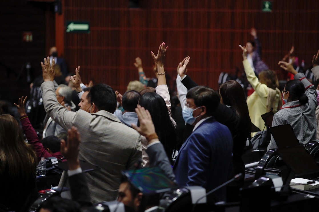 Votación ayer durante la sesión en la Cámara de Diputados. Foto Cristina Rodríguez