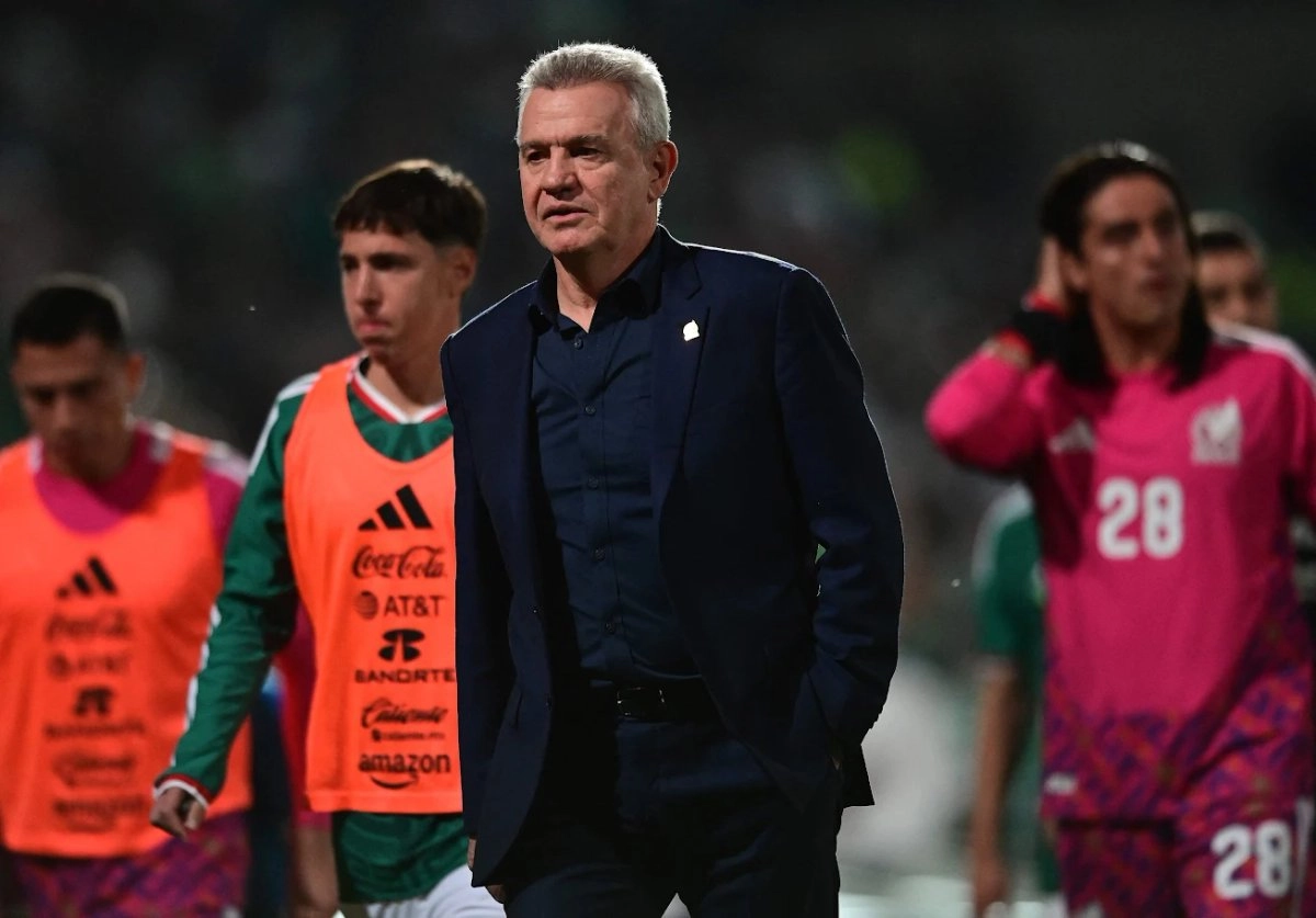 El técnico Javier Aguirre sigue sin encontrar el rumbo para el ‘Tri’, que cerró el año con derrota a unos meses de albergar la Copa del Mundo. Foto 