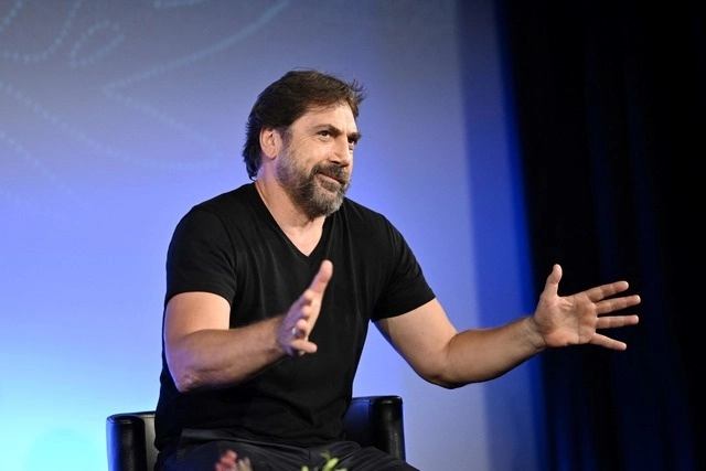 El actor español, Javier Bardem durante la charla. Foto Afp