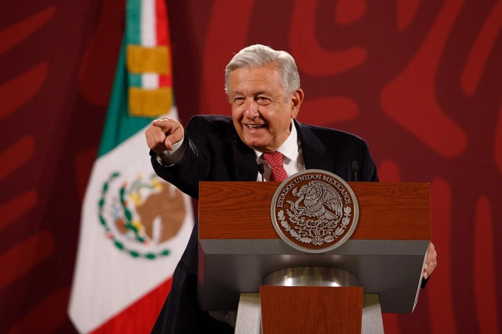 El presidente Andrés Manuel López Obrador durante su conferencia de prensa matutina en Palacio Nacional, en la Ciudad de México, el 30 de septiembre de 2022. Foto Pablo Ramos