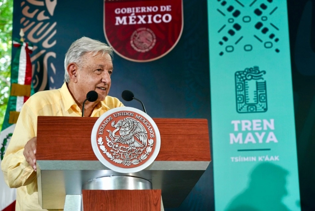 El presidente Andrés Manuel López Obrador encabeza la inauguración del Museo de Sitio de Edzná, en Campeche, el 28 de junio de 2024. Foto Presidencia
