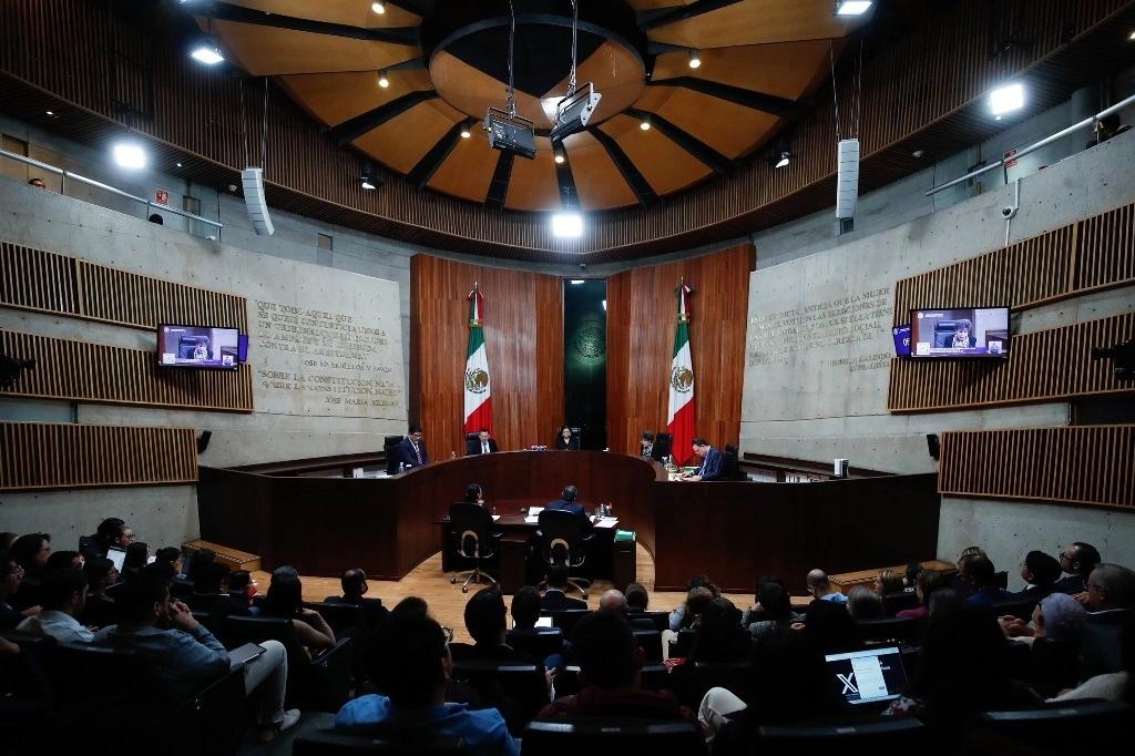 La Sala Superior emitió una breve tarjeta informativa, de escasos dos párrafos, en la cual subraya que “no hará pronunciamientos públicos hasta no ver cumplidos los plazos y analizar el fondo jurídico de este asunto”. Foto Cristina Rodríguez/Archivo.