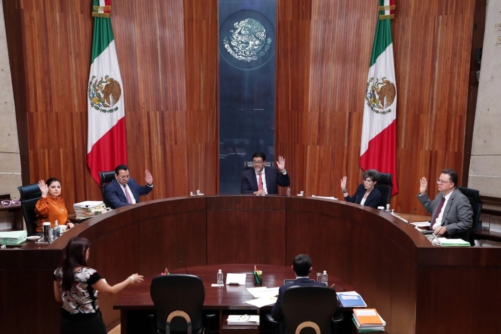 Por mayoría de tres contra dos, magistrados apoyaron acuerdo del INE sobre paridad de género. Foto ‘La Jornada’
