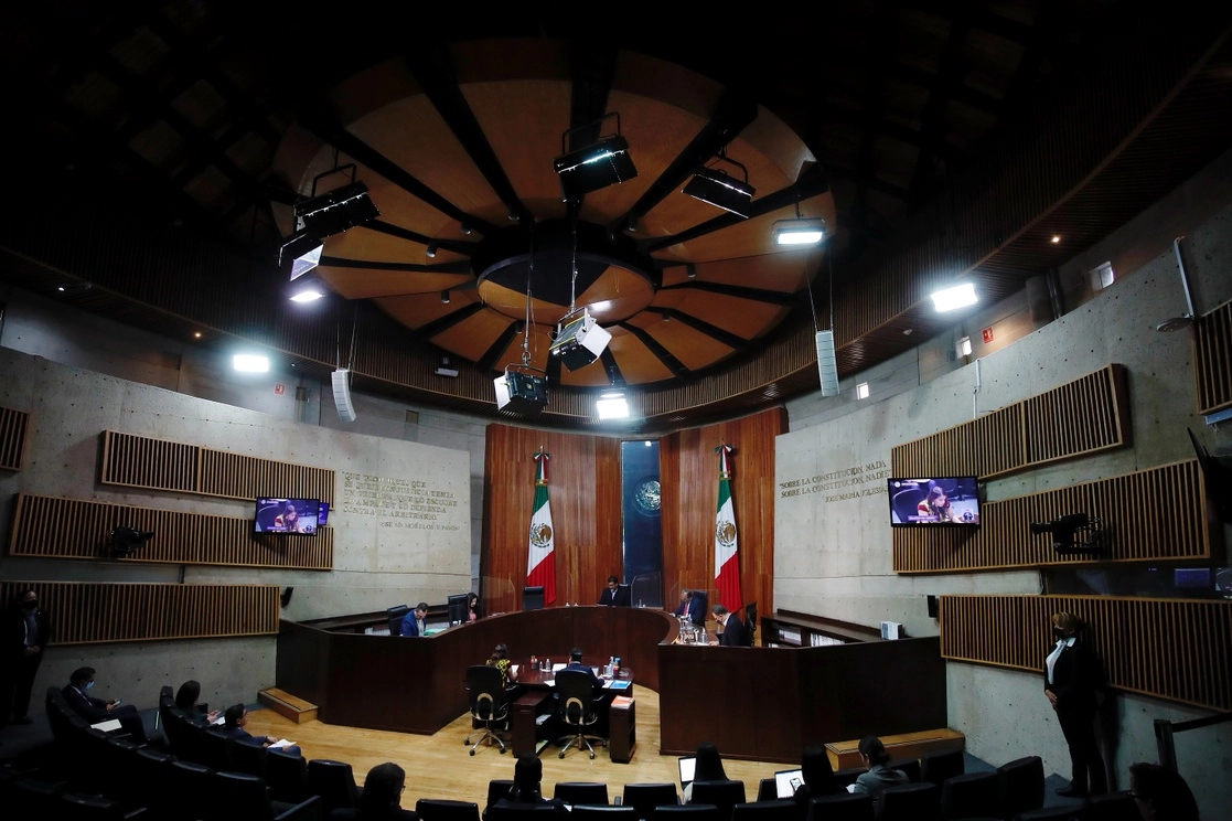 Sesión de trabajo en el Tribunal Electoral del Poder Juducial de la Federación, el 18 de enero de 2023. Foto Cristina Rodríguez