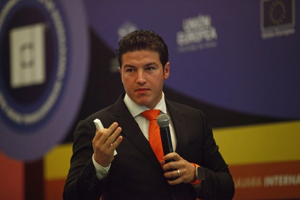Samuel García durante su participación en la Feria Internacional del Libro de Guadalajara. Foto Cuartoscuro.