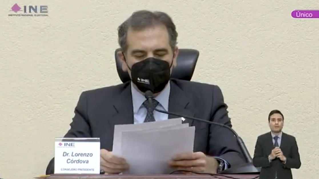 Lorenzo Córdova en la sesión del pasado 17 de diciembre. Foto tomada de su cuenta de twitter