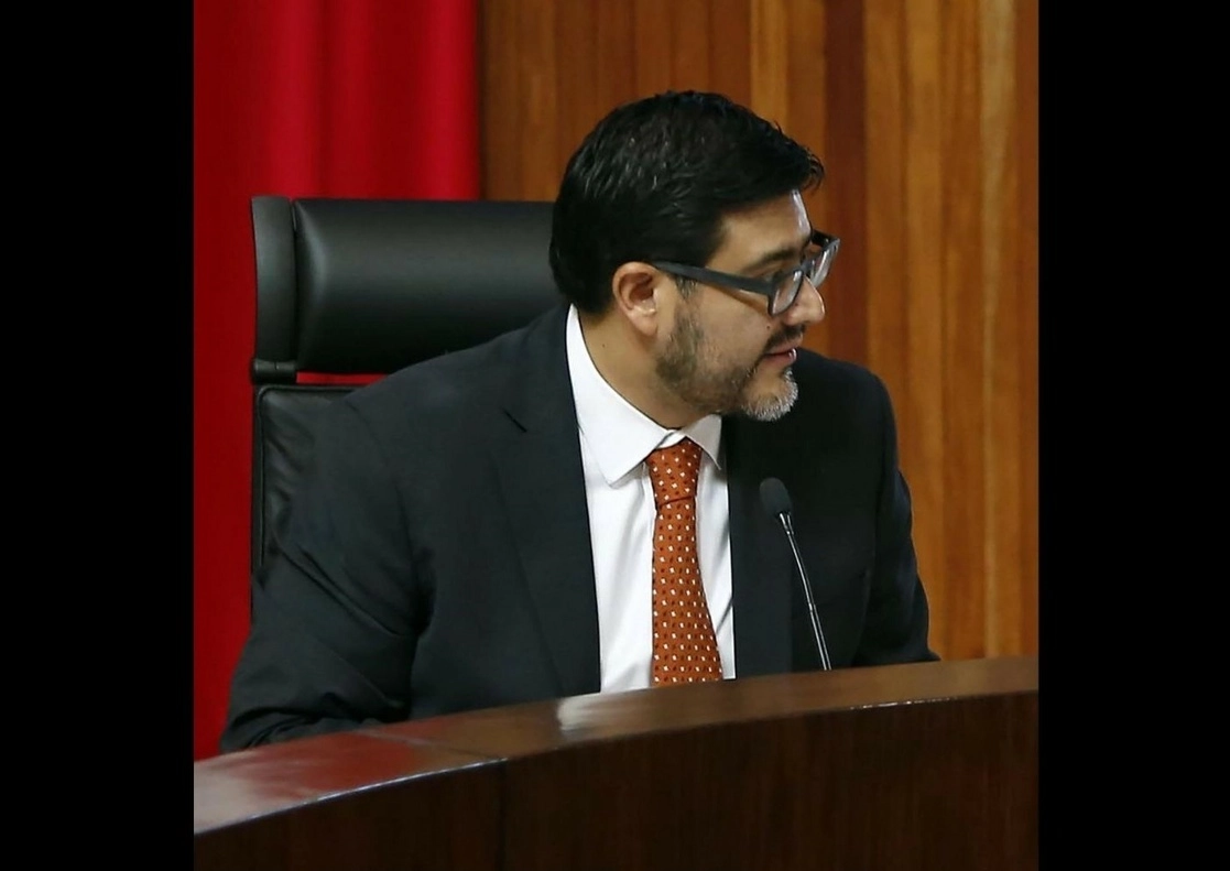 El magistrado Reyes Rodríguez Mondragón durante una sesión de la sala superior del TEPJF. Foto ‘La Jornada’ / Archivo