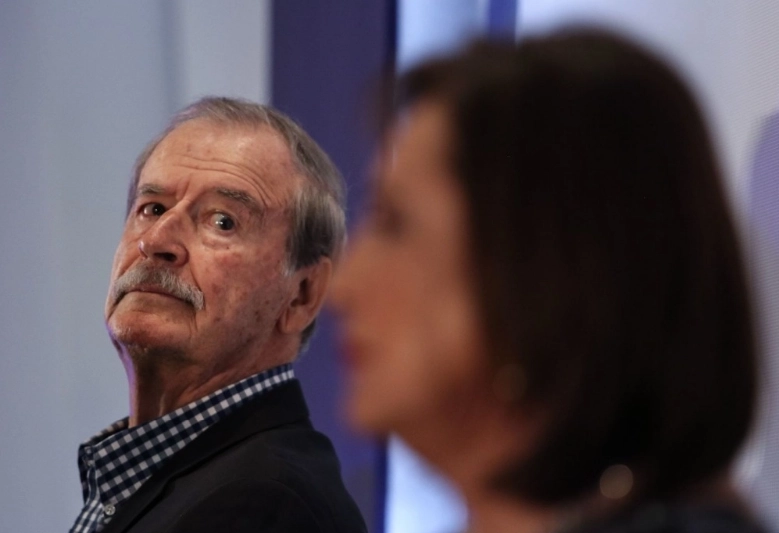 El ex presidente Vicente Fox y el político Claudio X. fueron sancionados por sus declaraciones fuera de los tiempos electorales, resolvió el TEPJF. Foto Cuartoscuro/Archivo