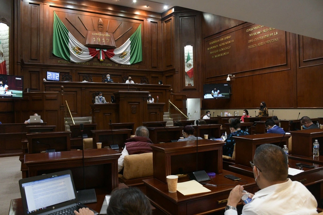 El PAN deberá sustituir a los aspirantes a diputados locales por los Distritos 15, 17 y 11. Foto tomada de la cuenta de Twitter @HCongresoAgs
