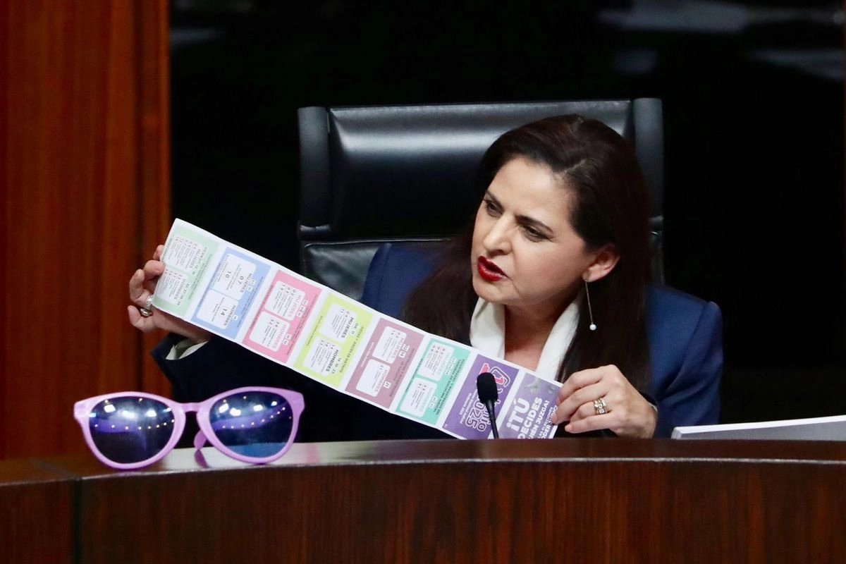La magistrada presidenta del TEPJF, Mónica Areli Soto Fregoso durante la sesión. Foto 