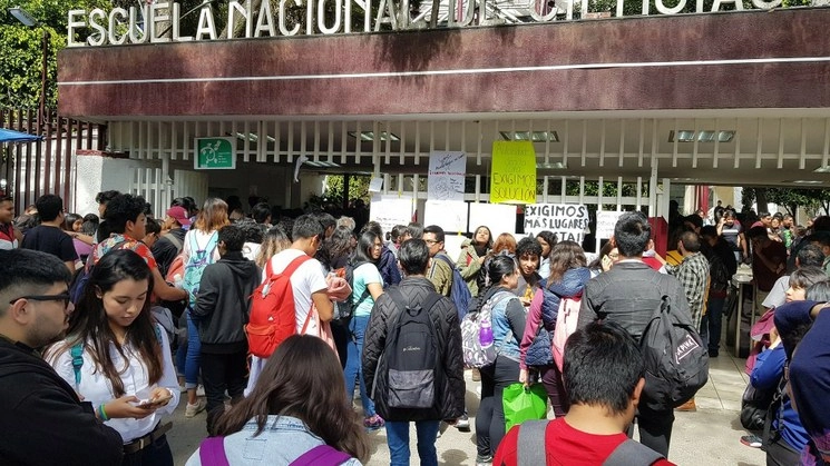 Escuela Nacional de Ciencias Biológicas el 27 de enero. Foto Twitter @ing_e_aranda_g