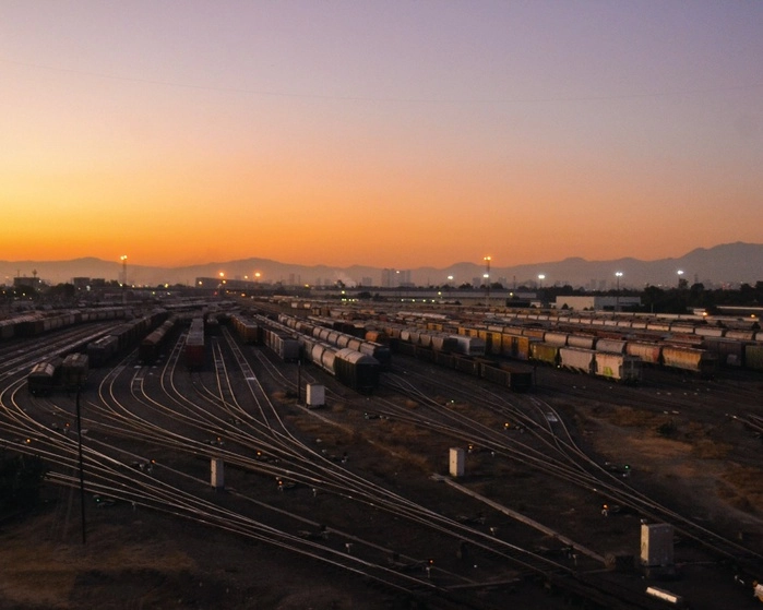 La firma ferroviaria Ferrovalle informó que las operaciones de la terminal intermodal y el movimiento ferroviario de los distintos corredores marítimos operan con normalidad. Foto tomada de Twitter @FerrovalleMX / Archivo