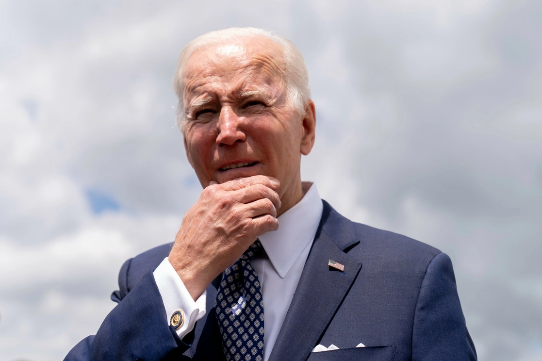 El presidente Joe Biden viajó este martes a Buffalo, para rendir homenaje a las víctimas de un tiroteo y hablar con sus familiares. Foto Ap