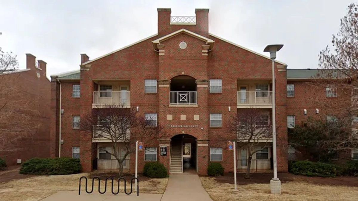 La universidad está ubicada en la ciudad de Stillwater, a unos 80 kilómetros (unas 50 millas) al noreste de Oklahoma City.  Foto