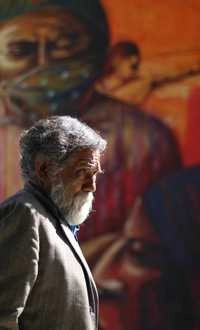 El maestro Toledo en un encuentro en defensa del territorio, los bienes comunes y los derechos de los pueblos en Santa María Atzompa, Oaxaca, en febrero de 2019.Foto Jorge A. Pérez Alfonso
