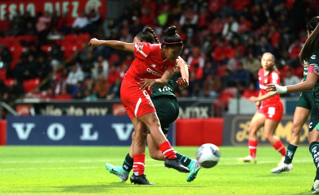 Las Diablas iniciaron con su mejor marcador. Foto Toluca femenil