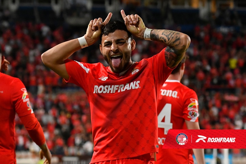 Toluca comes back and beats Pachuca 3-2