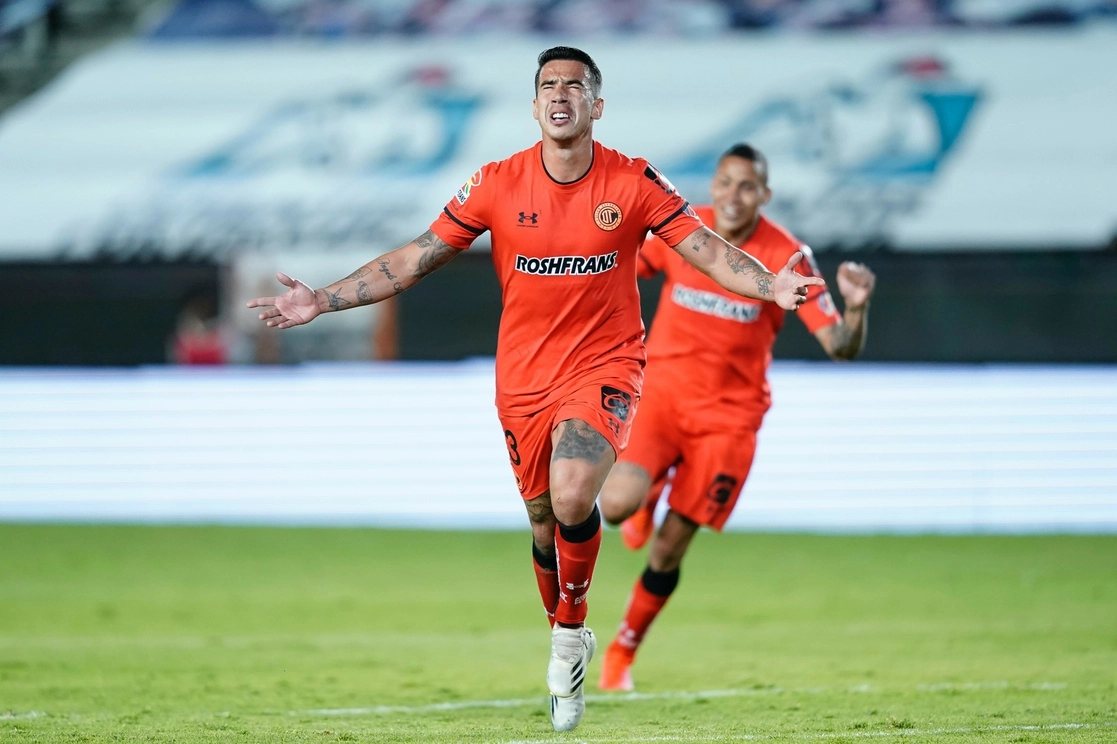 Diego Rigonatto celebra su gol al minuto 88 de juego. Foto @TolucaFC