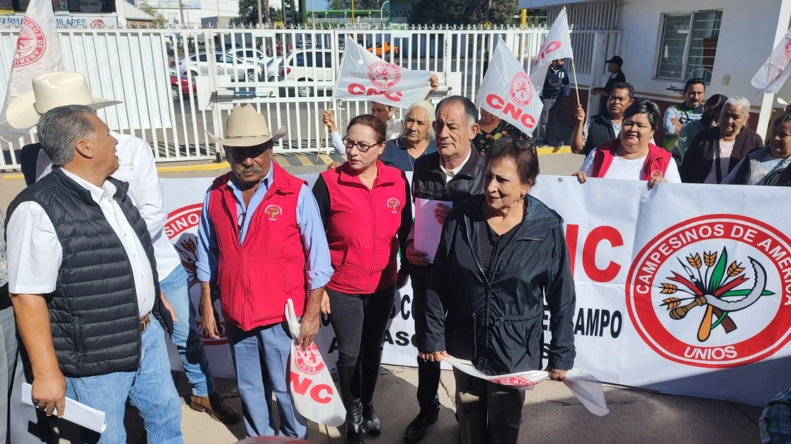 La Confederación Nacional Campesina aseguró que la deuda con el campo de México es de más de mil 100 millones de pesos, el 11 de noviembre de 2022. Foto Claudio Bañuelos