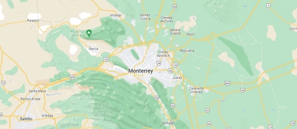 La mañana de este martes, se anunció que el Ejército Mexicano, la Agencia Estatal de Investigaciones y Fuerza Civil se encuentran en las instalaciones de la policía municipal de Hidalgo. Imagen de Google Maps