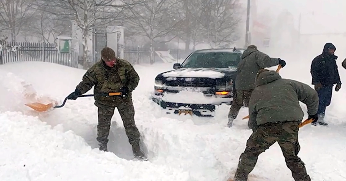 Una tormenta invernal sin precedentes afecta 20 estados de Estados Unidos desde hace un mes. Foto @markpoloncarz