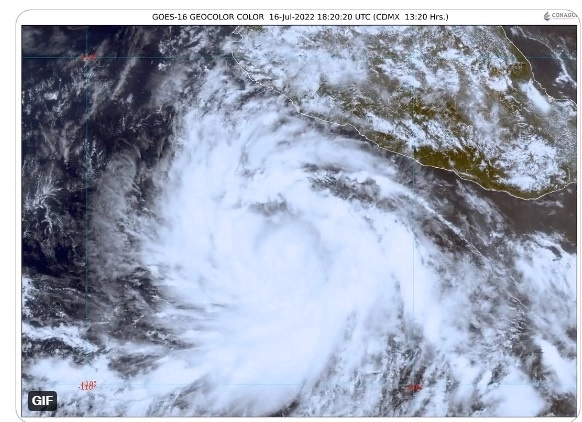 Imagen satelital de la tormenta tropical Estelle.