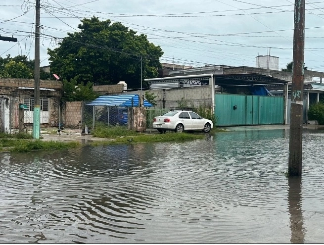Únicamente se limitó a señalar que el gobierno del estado apoyará con el traslado del cuerpo de la mujer hacia la comunidad de El Duraznal de ese municipio localizado en la Sierra Norte del estado. Foto Diana García / archivo
