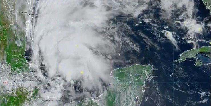 Las autoridades también mantienen el monitoreo de ríos y arroyos de respuesta rápida en el sur del estado.  Foto tomada del Twitter @conagua_clima