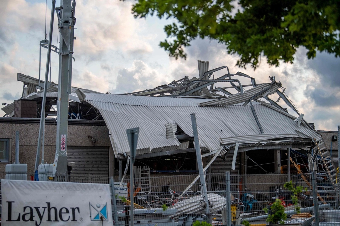 Un inmueble destruido en la ciudad de Paderborn, en el oeste de Alemania, tras el paso de un tornado, el 20 de mayo de 2022. Foto Ap