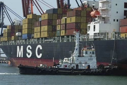 Barco mercante en el puerto de Veracruz. Foto La Jornada / Archivo 