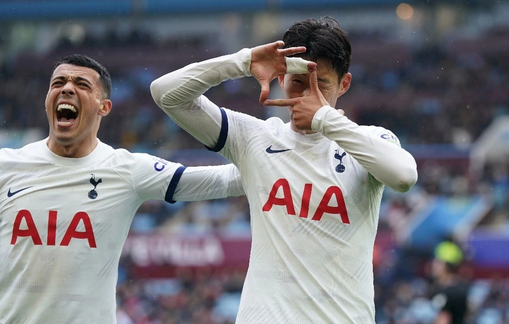 Heung-Min Son anotó el tercer gol del Tottenham ante Aston Villa al minuto 90+1. Foto Ap